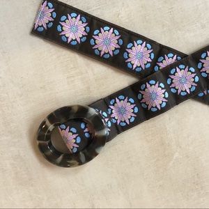 Ribbon Belt with Tortoiseshell buckle